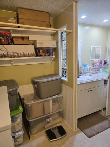 214 GREEN MEADOW DRIVE, Winter Haven, FL 33884