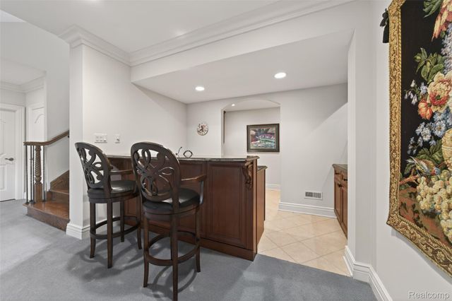 6265 Dakota Circle, Bloomfield Hills, MI 48301
