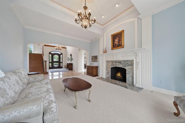 6265 Dakota Circle, Bloomfield Hills, MI 48301