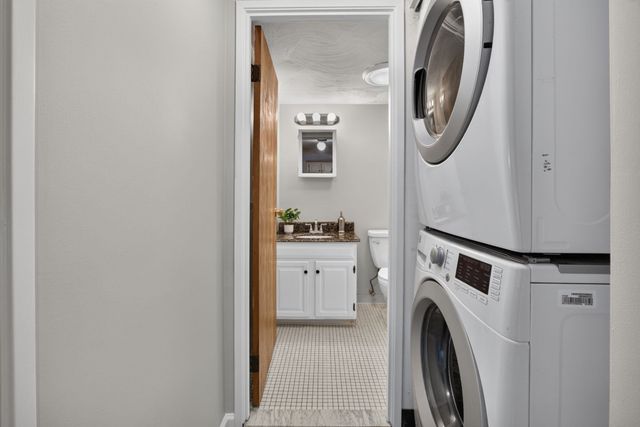 390 Broadway 35, Somerville, MA 02145