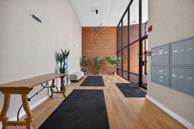 390 Broadway 35, Somerville, MA 02145