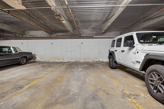 390 Broadway 35, Somerville, MA 02145