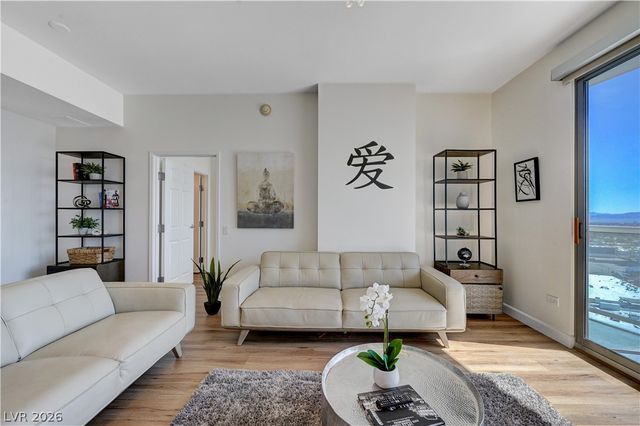 200 West Sahara Avenue 2307, Las Vegas, NV 89102