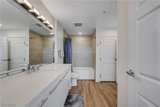 200 West Sahara Avenue 2307, Las Vegas, NV 89102