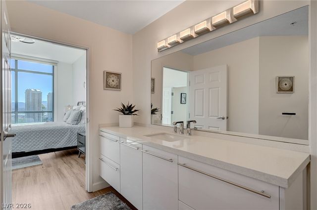 200 West Sahara Avenue 2307, Las Vegas, NV 89102