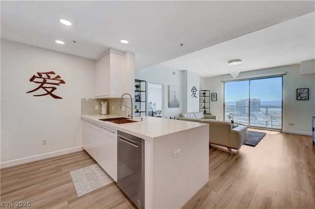 200 West Sahara Avenue 2307, Las Vegas, NV 89102