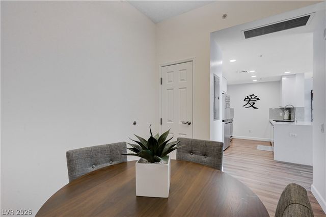 200 West Sahara Avenue 2307, Las Vegas, NV 89102