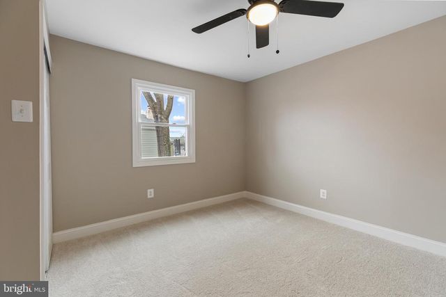 8 CONTROL CT, Middle River, MD 21220