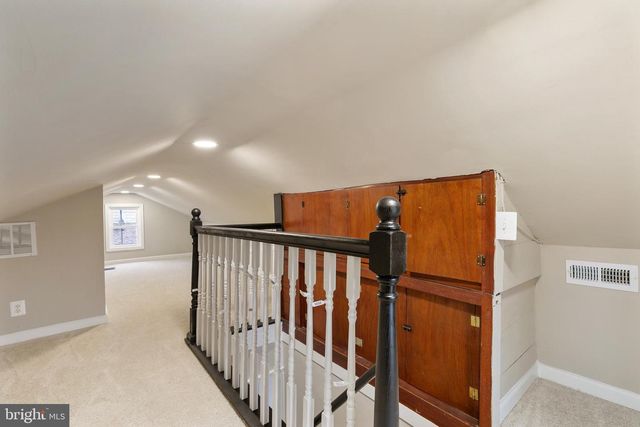 8 CONTROL CT, Middle River, MD 21220