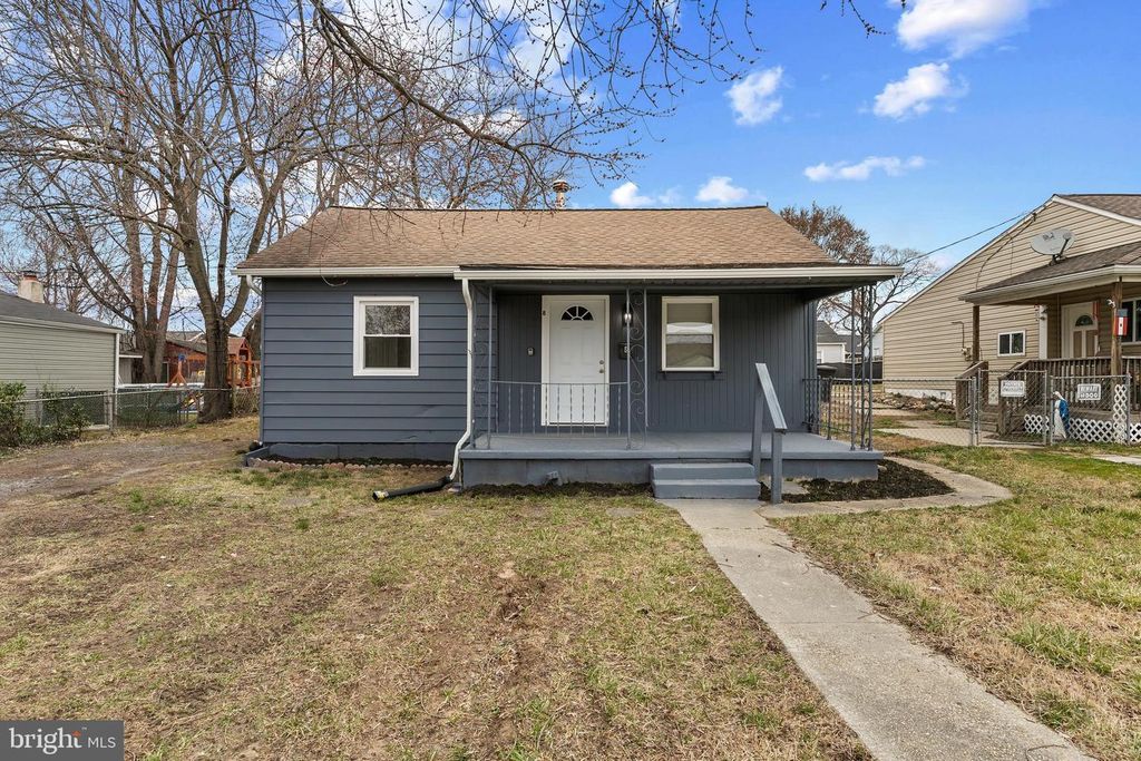 8 CONTROL COURT, Middle River, MD 21220