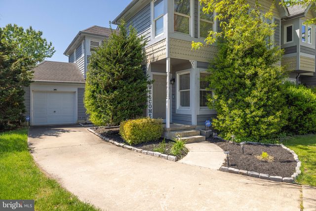 2 HEMSTED CT, Dover, DE 19904