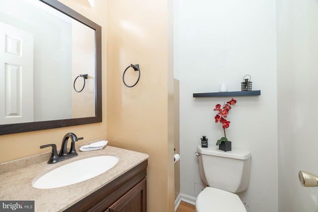 2 HEMSTED CT, Dover, DE 19904