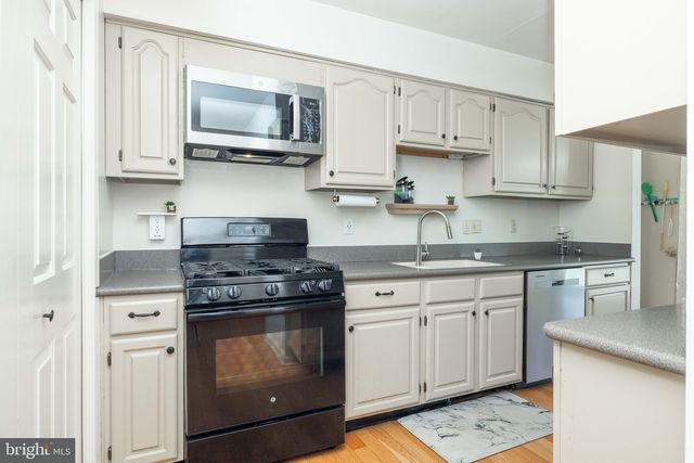 2 HEMSTED CT, Dover, DE 19904
