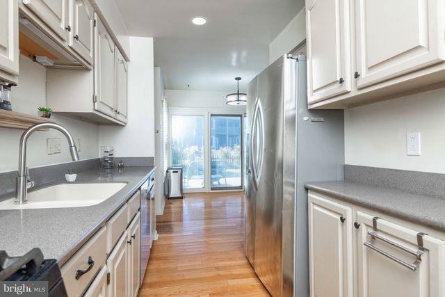 2 HEMSTED CT, Dover, DE 19904