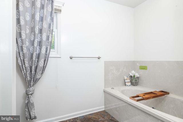 2 HEMSTED CT, Dover, DE 19904
