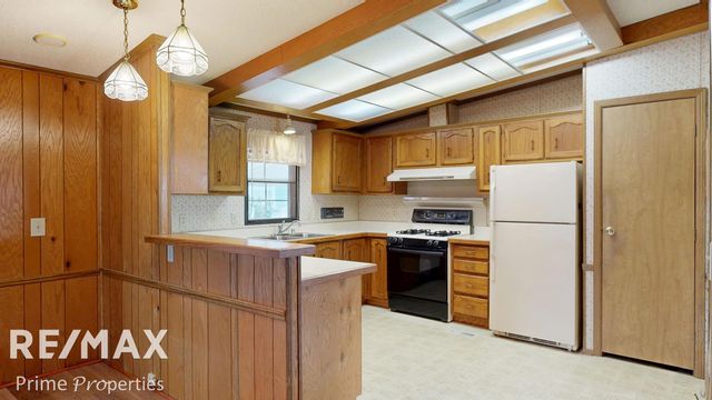 607 Parkview Place, Clio, MI 48420