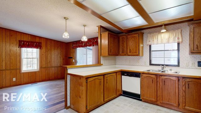 607 Parkview Place, Clio, MI 48420