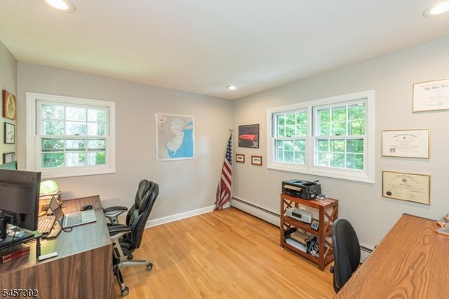 390 Ski Trl, Kinnelon Boro, NJ 07405