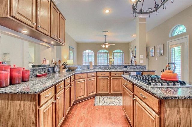 7902 Isaac Pryor DR, Austin, TX 78749