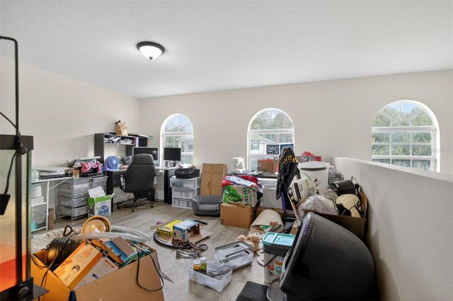 24301 SW 6TH PLACE, Newberry, FL 32669