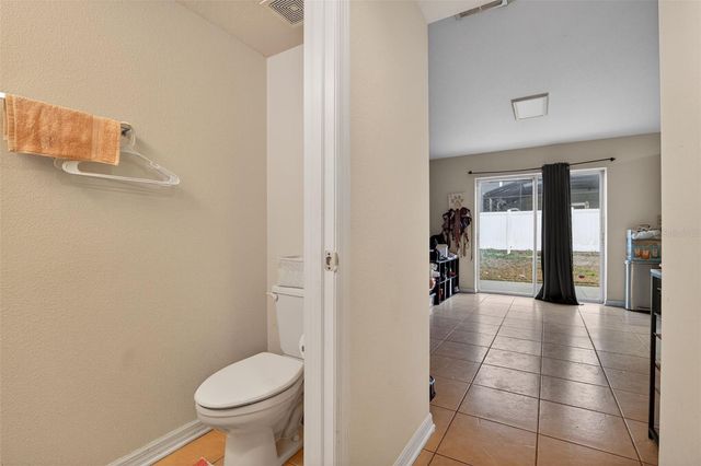 24301 SW 6TH PLACE, Newberry, FL 32669