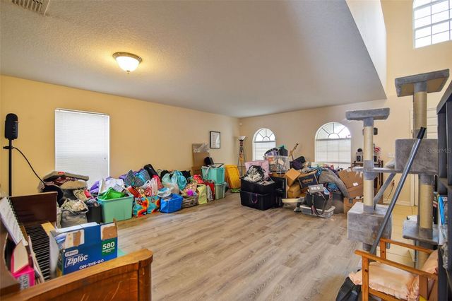 24301 SW 6TH PLACE, Newberry, FL 32669