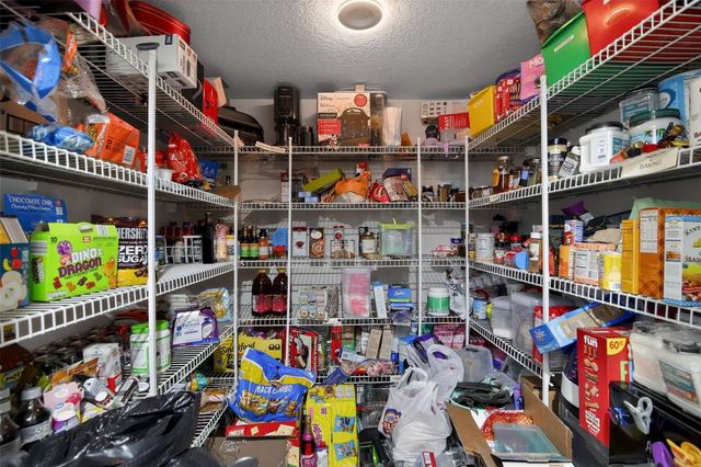 24301 SW 6TH PLACE, Newberry, FL 32669