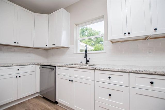 115 Pine Street, Carrollton, GA 30117