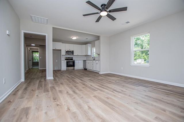 115 Pine Street, Carrollton, GA 30117