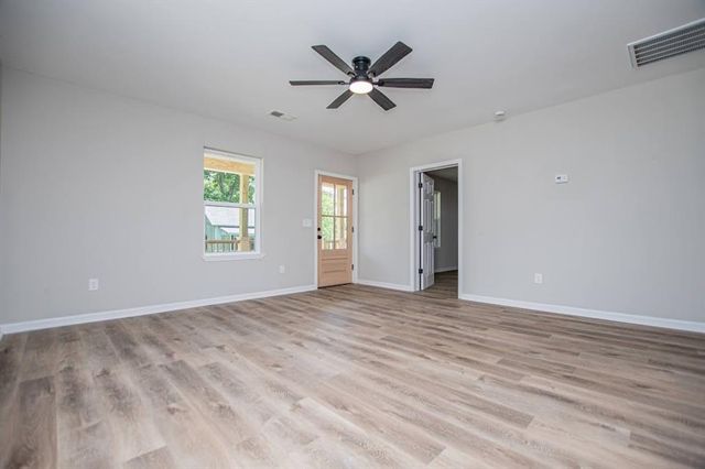 115 Pine Street, Carrollton, GA 30117