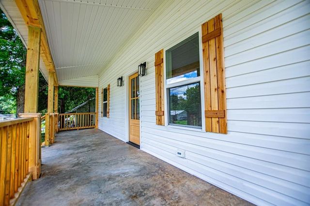 115 Pine Street, Carrollton, GA 30117