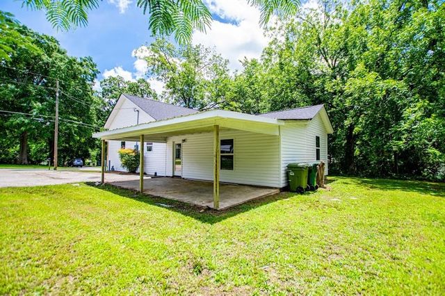115 Pine Street, Carrollton, GA 30117
