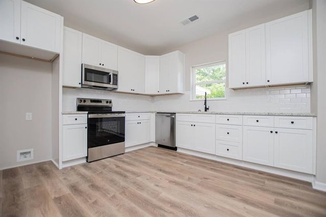 115 Pine Street, Carrollton, GA 30117