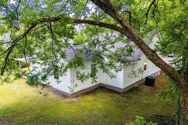 115 Pine Street, Carrollton, GA 30117