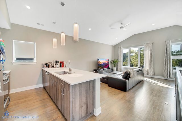 1538 W 21st Street 3A, Chicago, IL 60608