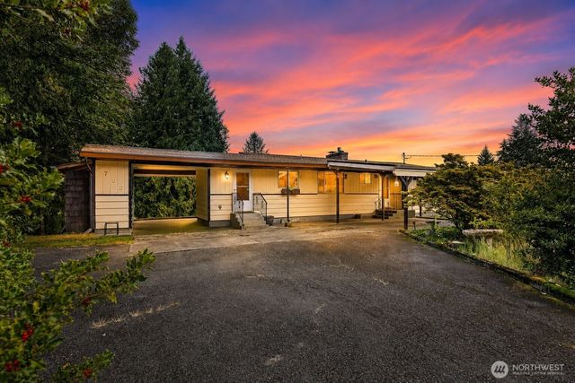 2722 Vincent Way NW, Bremerton, WA 98312