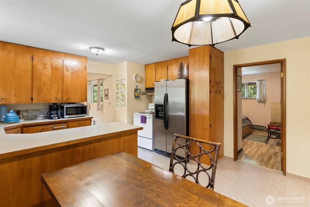 2722 Vincent Way NW, Bremerton, WA 98312