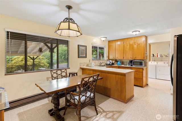 2722 Vincent Way NW, Bremerton, WA 98312