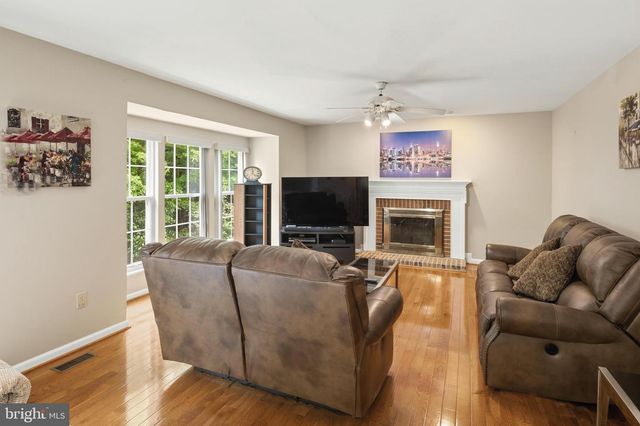 13429 FAIRLAND PARK DR, Silver Spring, MD 20904