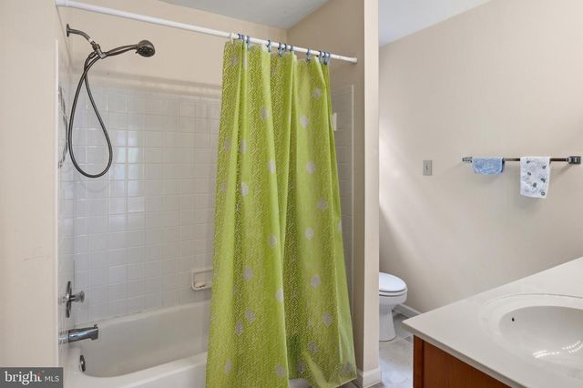 13429 FAIRLAND PARK DR, Silver Spring, MD 20904