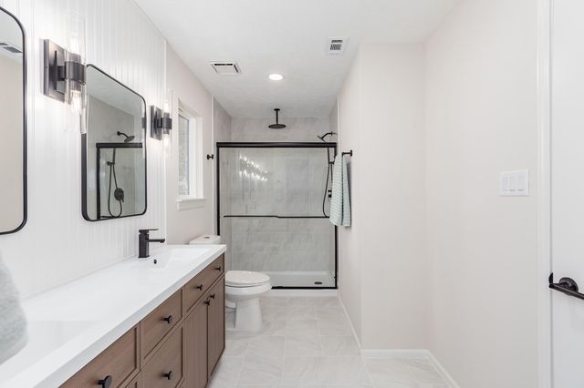 79 N Pathfinders Circle, The Woodlands, TX 77381