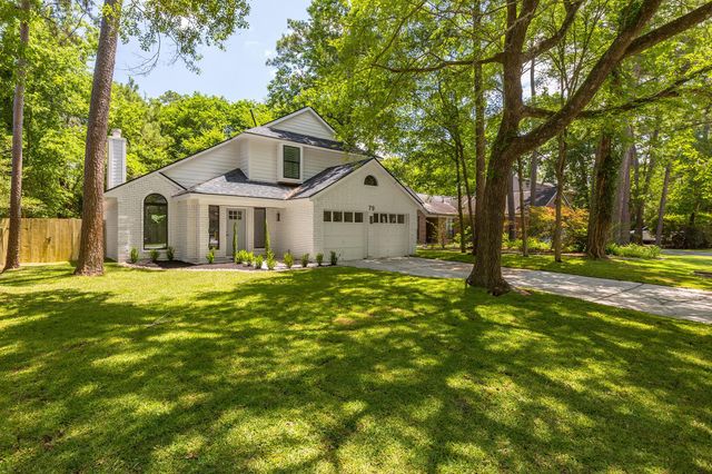 79 N Pathfinders Circle, The Woodlands, TX 77381