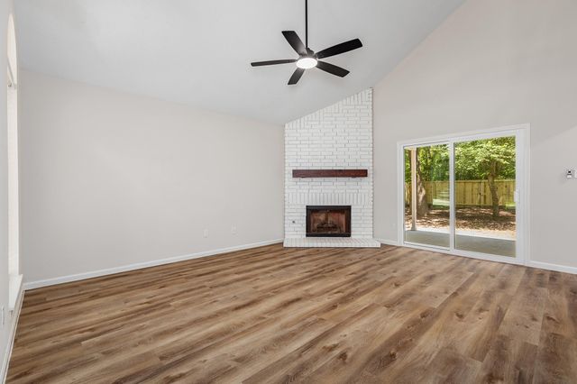 79 N Pathfinders Circle, The Woodlands, TX 77381