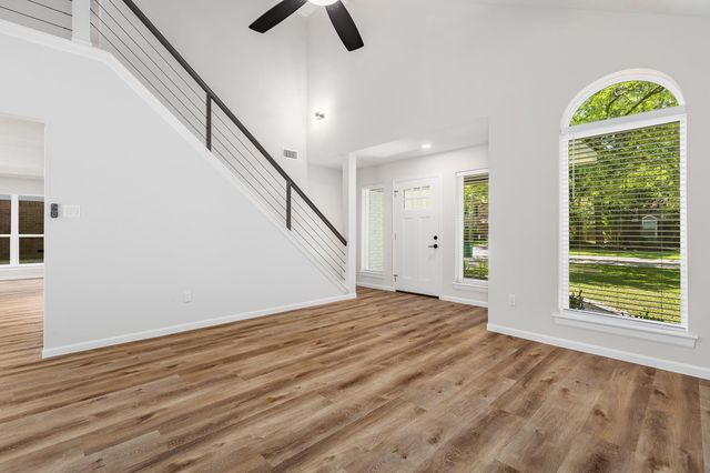 79 N Pathfinders Circle, The Woodlands, TX 77381