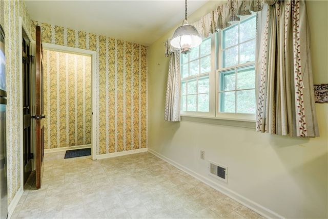 44 Kings Lacey, Perinton, NY 14450