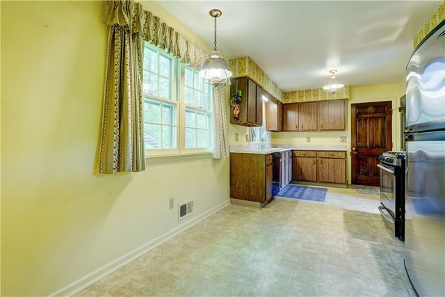 44 Kings Lacey, Perinton, NY 14450