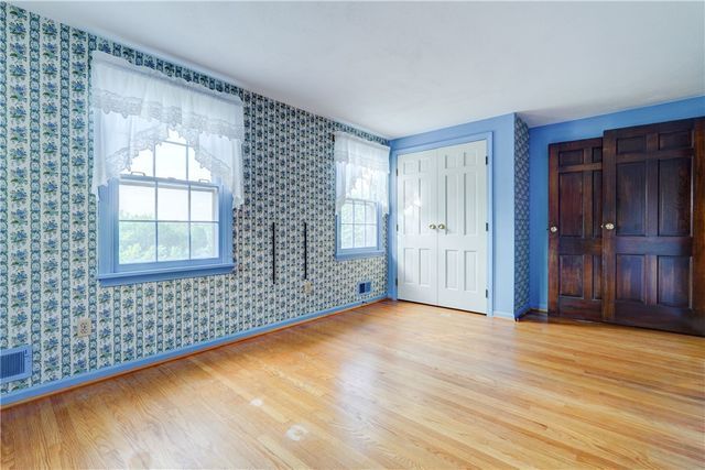 44 Kings Lacey, Perinton, NY 14450