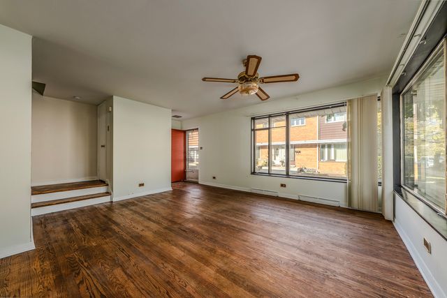 2531 W Howard Street A, Chicago, IL 60645