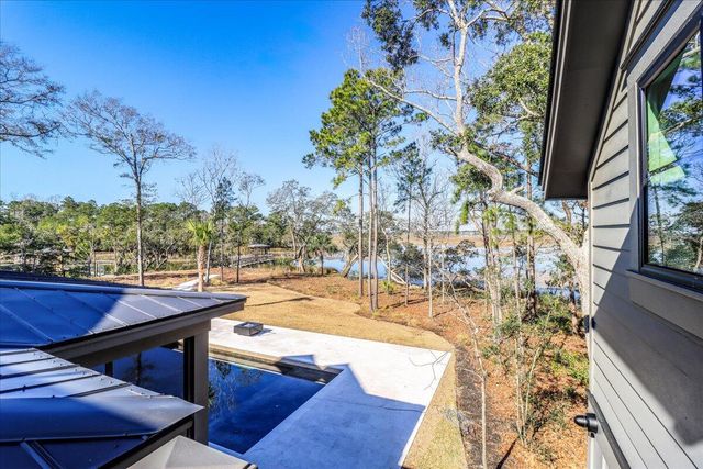 3917 Delinger Drive, Mount Pleasant, SC 29466