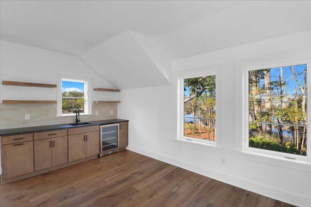 3917 Delinger Drive, Mount Pleasant, SC 29466